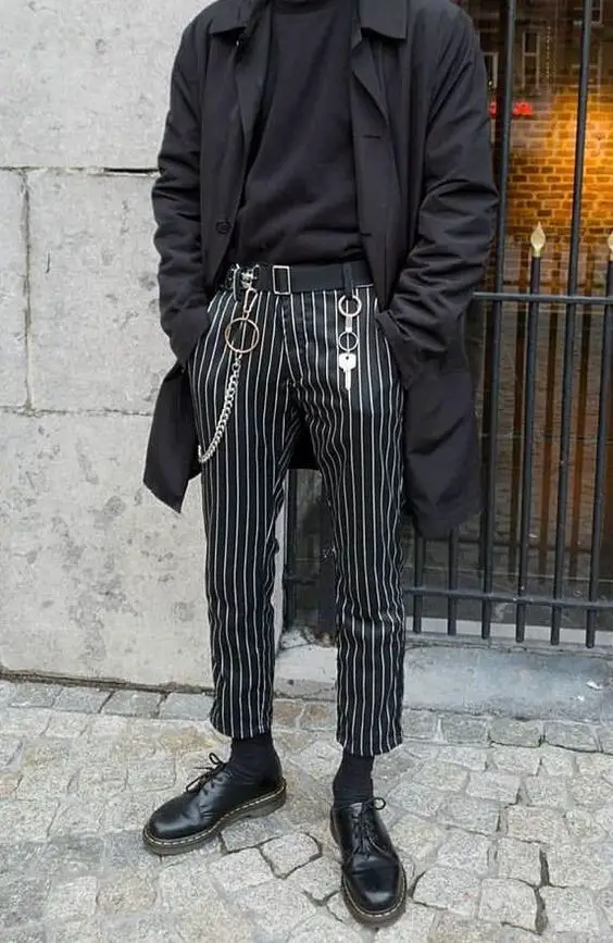 Discover 15 Top Men's Pants with Chains for 2024: Edgy Fashion Trends ...